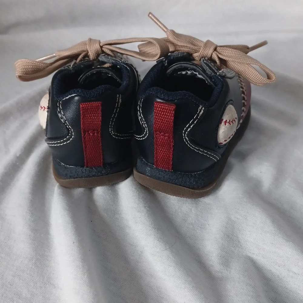 Baseball design‎ kids shoes.